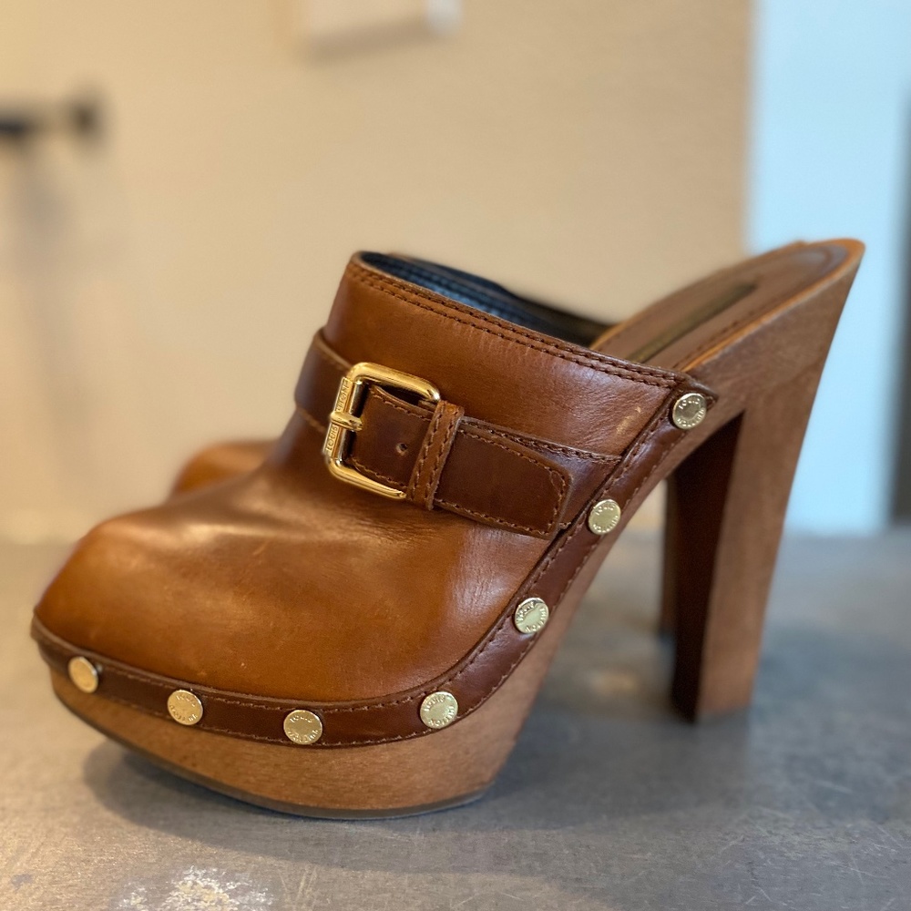Louis Vuitton Leather Clogs - Picture 4 of 16